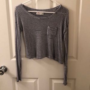 Long sleeve crop top